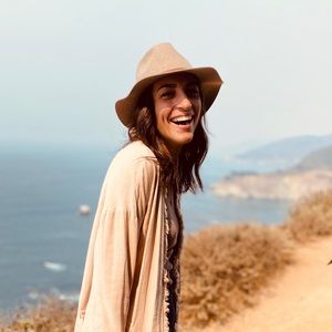 Meet your Posher, Natalie